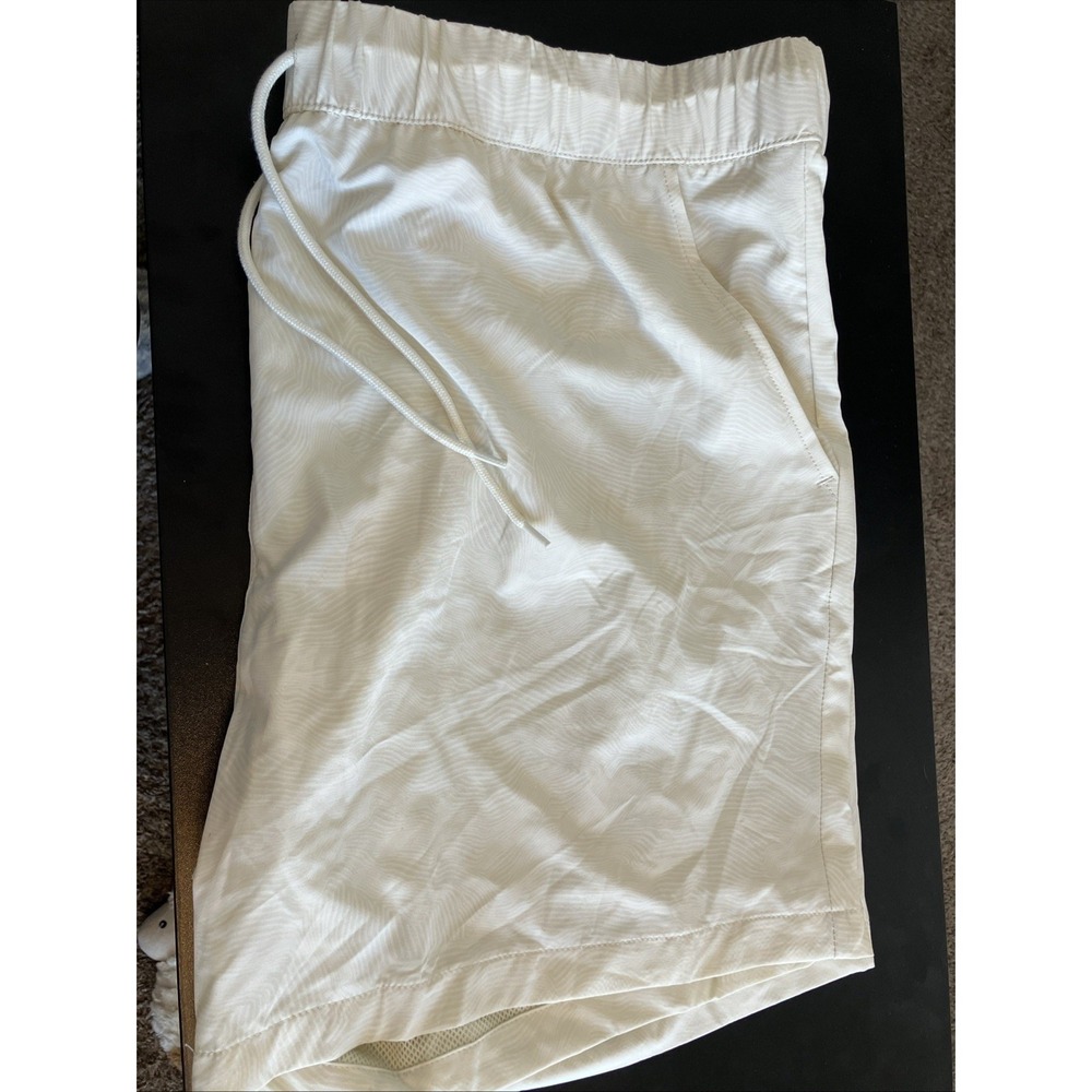 Original Use Shorts Men XL Cream NWT Polyester Blend Elastic Waist Pockets C1157